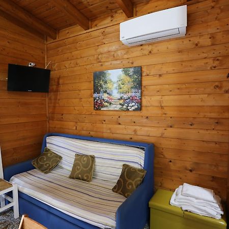 Chalet Impero Villa Scauri  Exteriör bild