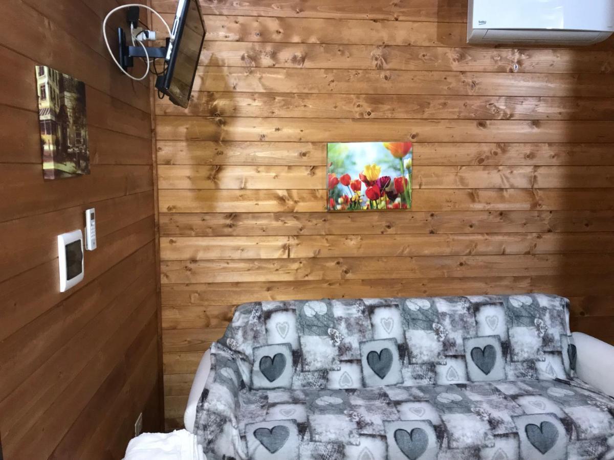 Chalet Impero Villa Scauri  Exteriör bild